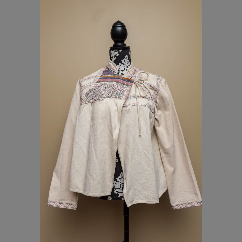 Lucky Adorable Unique Front Tie Jacket Size Large